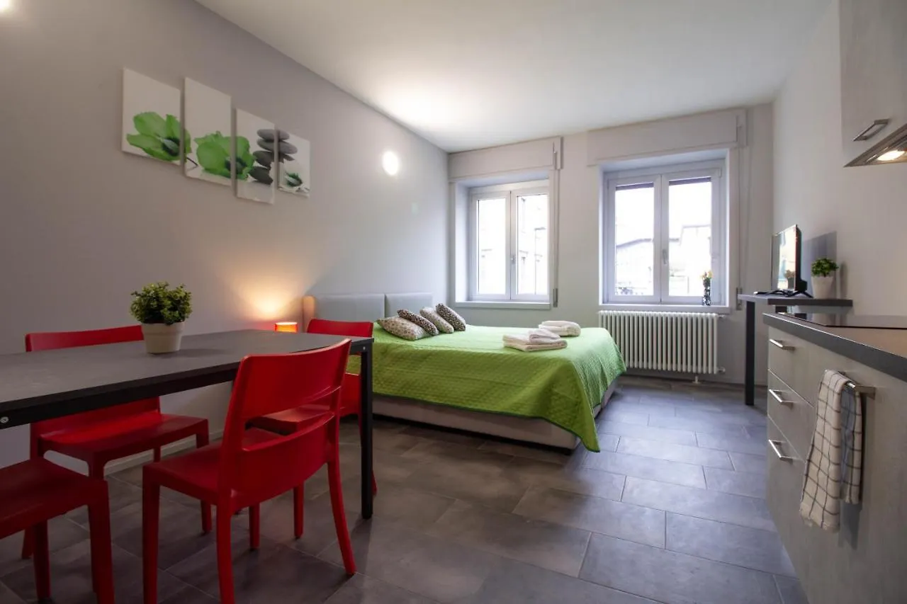 לקו Lime Apartment - Affitti Brevi Italia